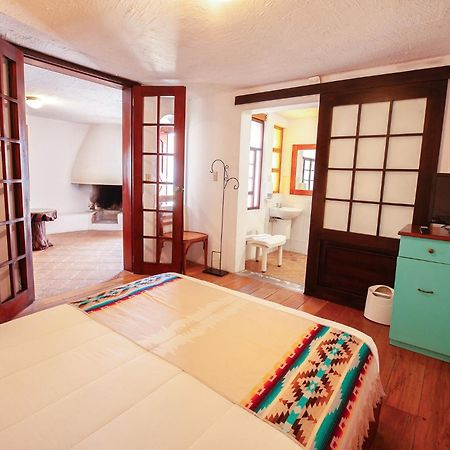 Acoma Hotel โอตาวาโล ภายนอก รูปภาพ
