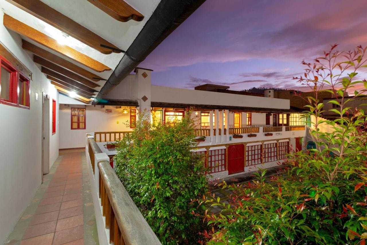 Acoma Hotel โอตาวาโล ภายนอก รูปภาพ
