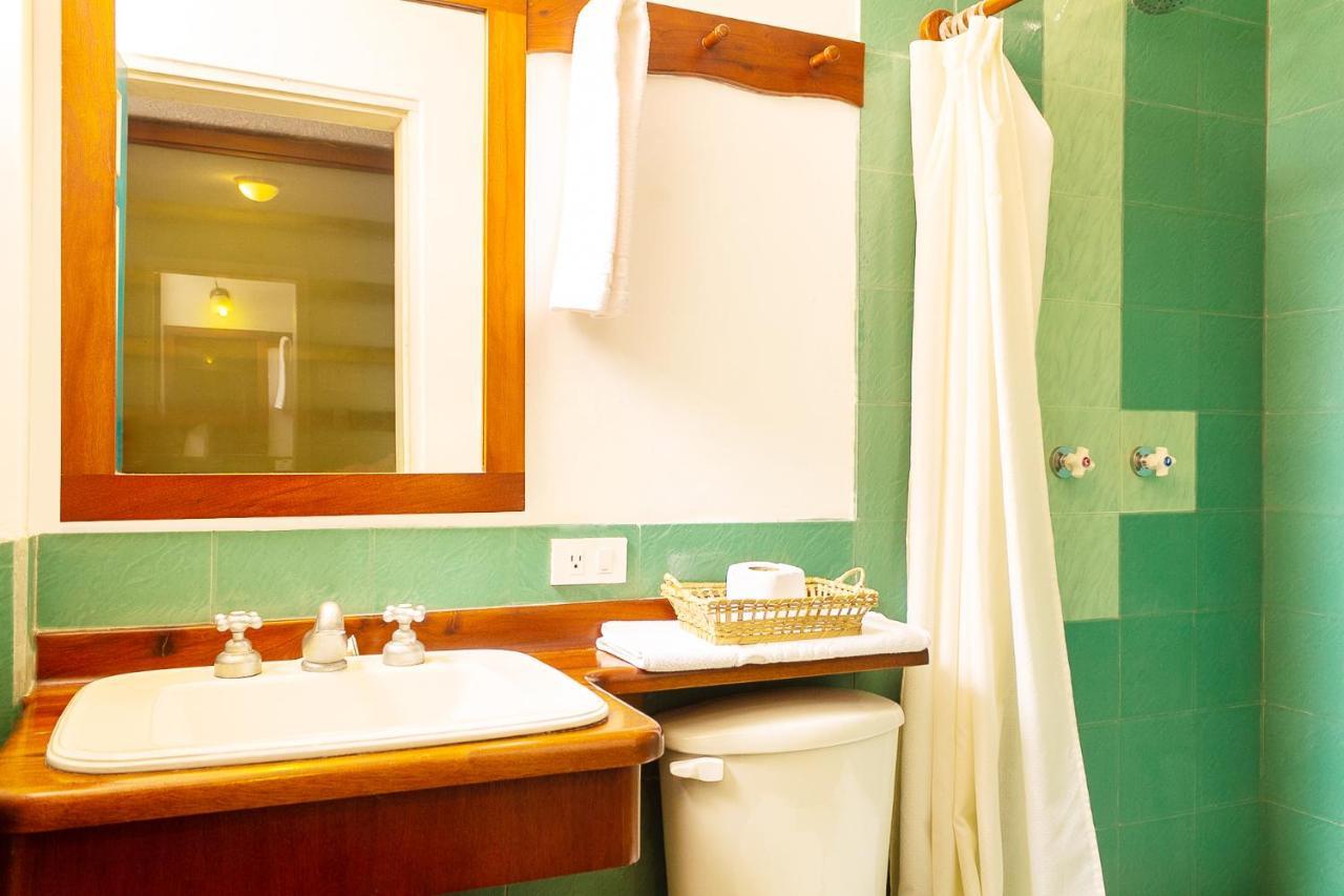 Acoma Hotel โอตาวาโล ภายนอก รูปภาพ